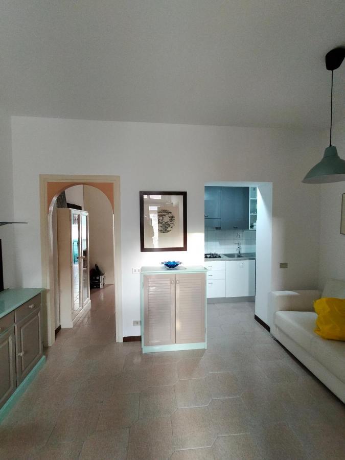 Central Guesthouse Cir 015146-Cni-01484 米兰 外观 照片
